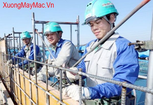 C&ocirc;ng ty TALYNO chuy&ecirc;n nhận may đồng phục c&ocirc;ng nh&acirc;n cho nhiều doanh nghiệp, lĩnh vực kh&aacute;c nhau